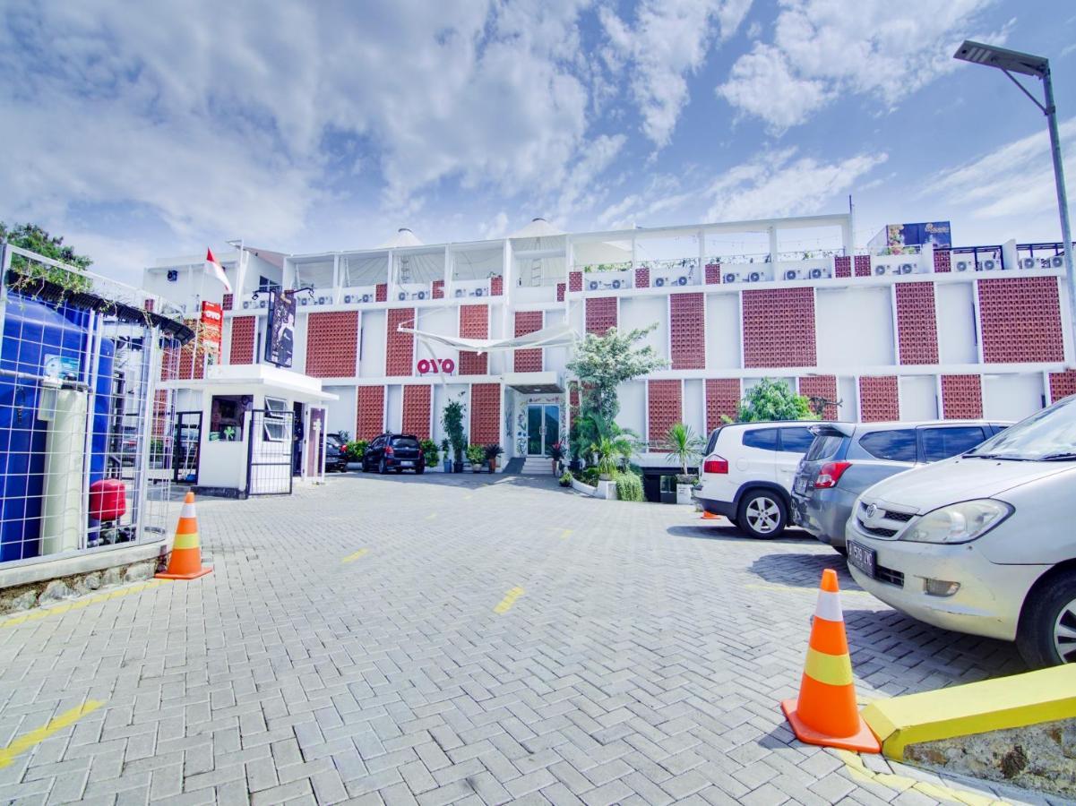 Oyo2233贝尔之家酒店 茂物 外观 照片